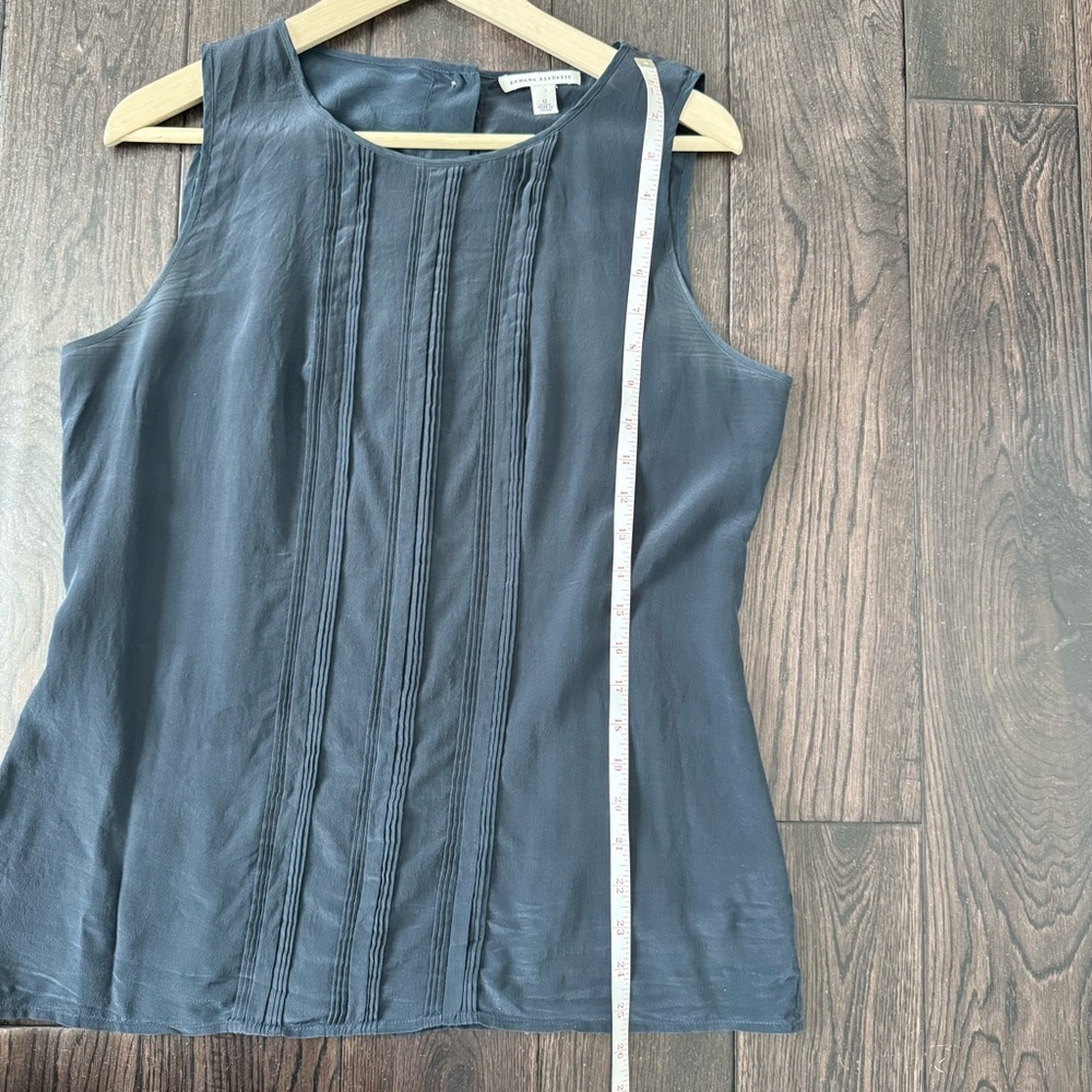 Banana Republic Navy Tank Top with Button Detail - Picture 5 of 5